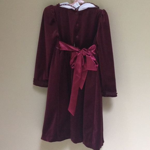 Beautiful Burgundy Velvet Holiday Dress Size 5 - Picture 3 of 7